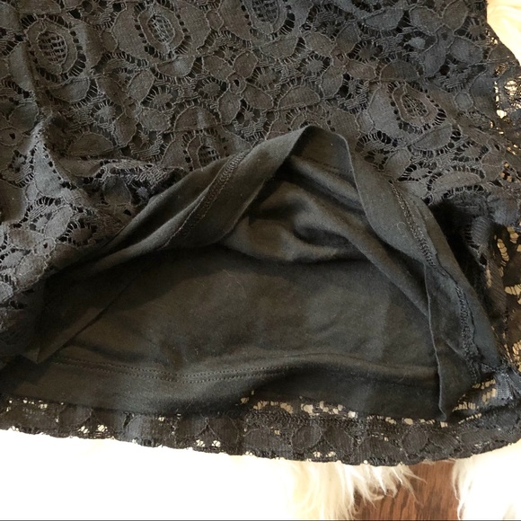Banana Republic Black Scoop Neck 3/4 Lace Top {4} - Picture 6 of 8